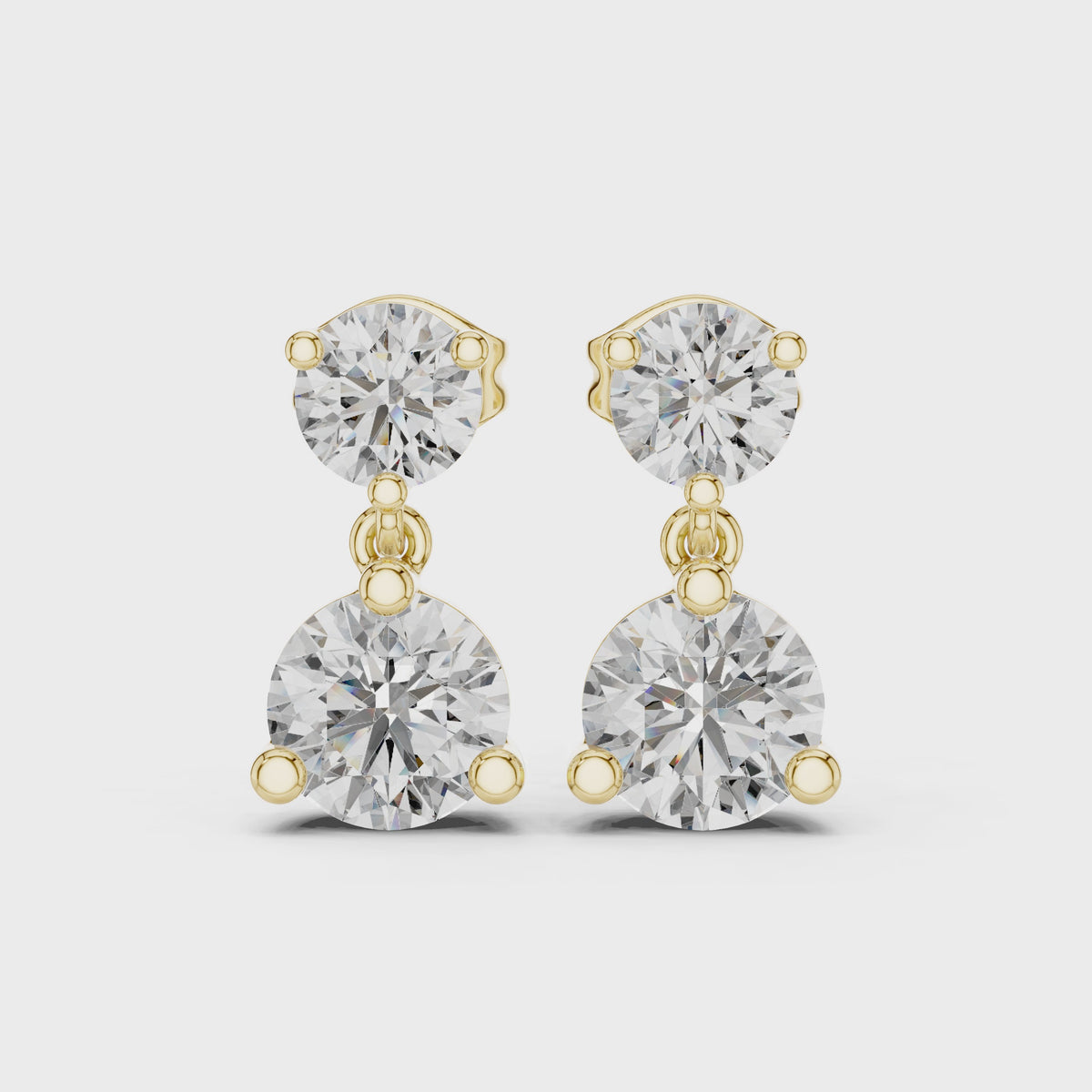 Just Off The Lobe Earrings turning, 18KT yellow gold